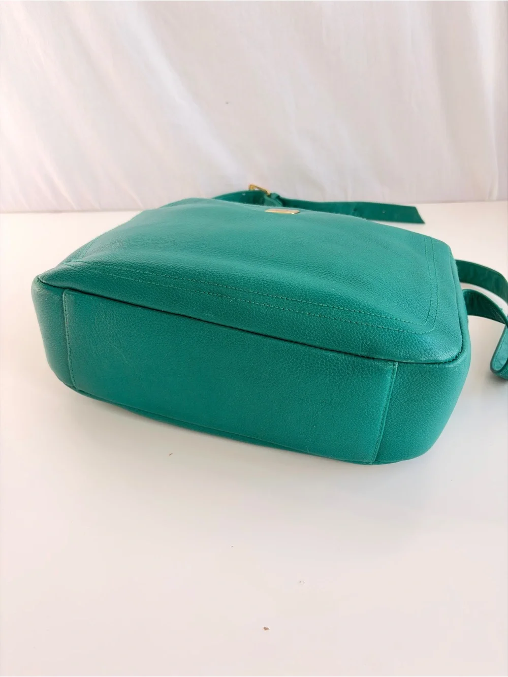 Liz Claiborne Teal Green Leather Crossbody Shoulder Bag Purse Vintage 1980/90s.